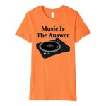 Womens Record Player Turntable DJ T-Shirt – Vinyl Junkie Shirt Small Orange