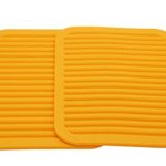 Lucky Plus Silicone Hot Mats and Trivets for Hot Dishes and Hot Pots, 2pcs Hot Pads for Countertops, Tables, Pot Holders, Spoon Rest Small Drying Mats Set of 2 Color Orange